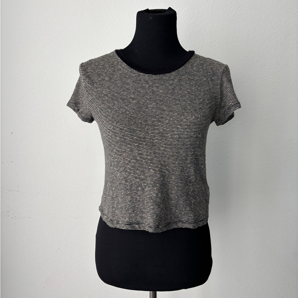 Forever 21 Black and White Striped Crop Tee
